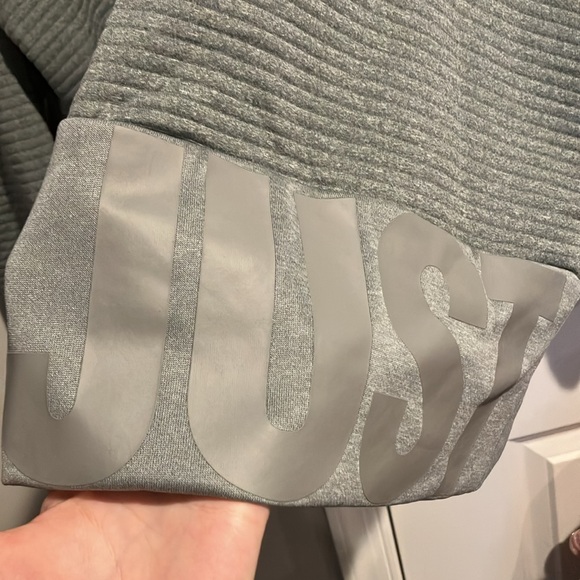 Nike Sweatshirt - Picture 2 of 7